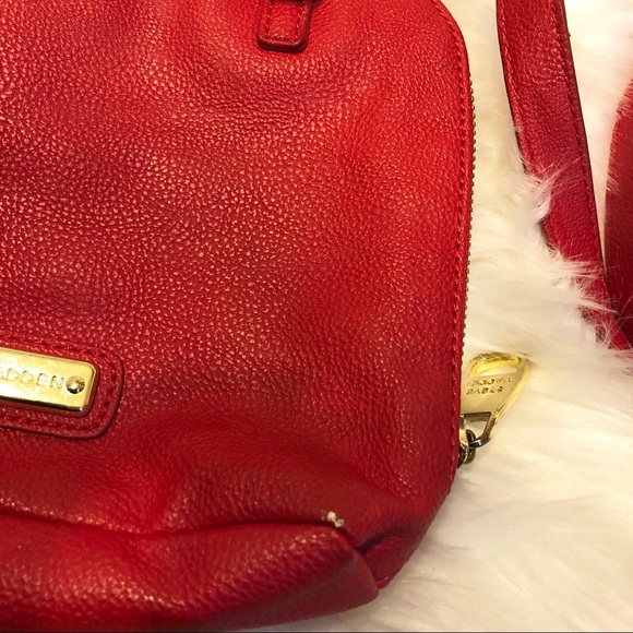 Steve Madden | Quilted Crossbody - Picture 6 of 8
